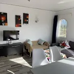 Lägenhet Marinas Ii En